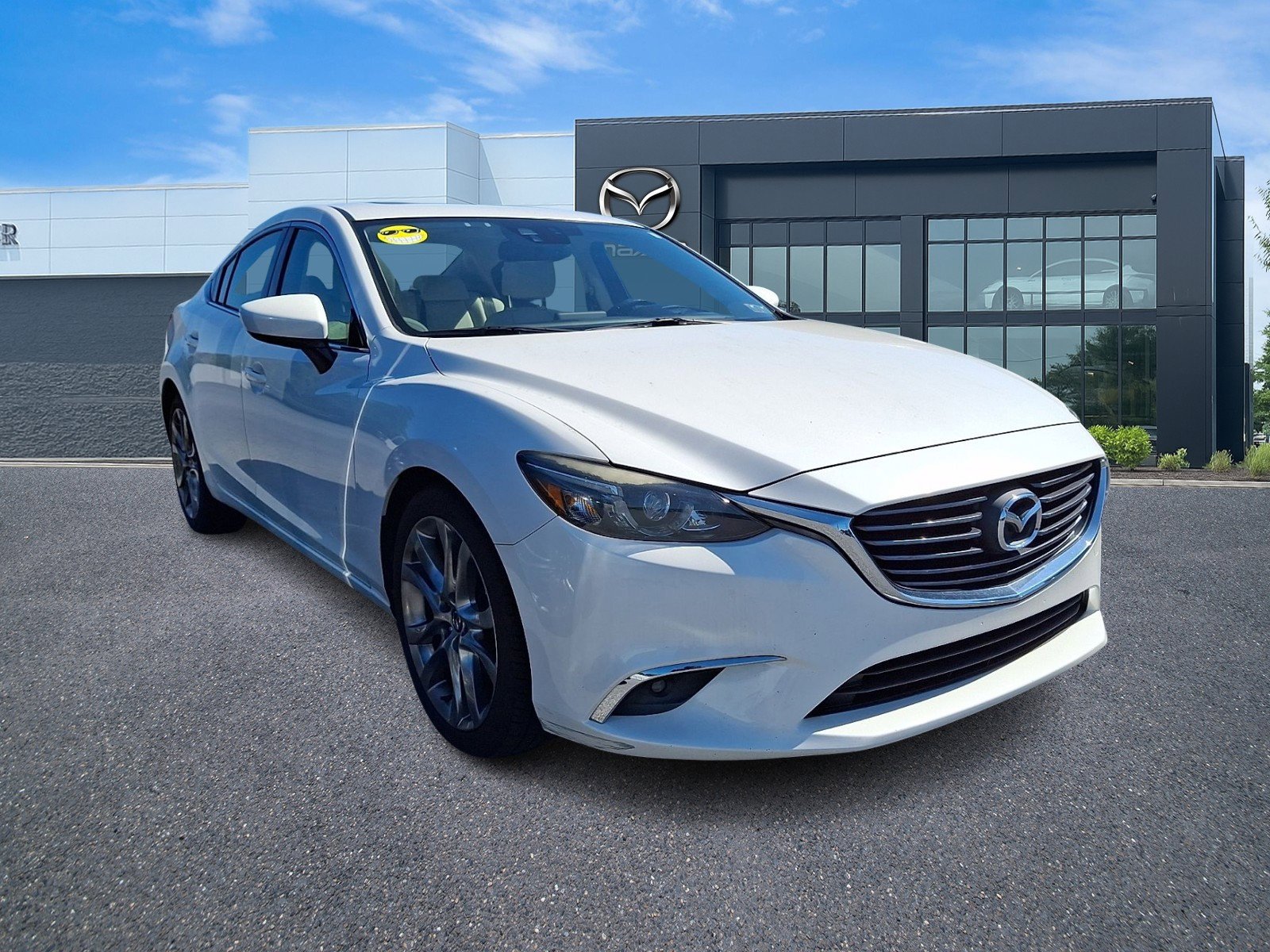 2016 Mazda EZ-6 i Grand Touring Auto's photo
