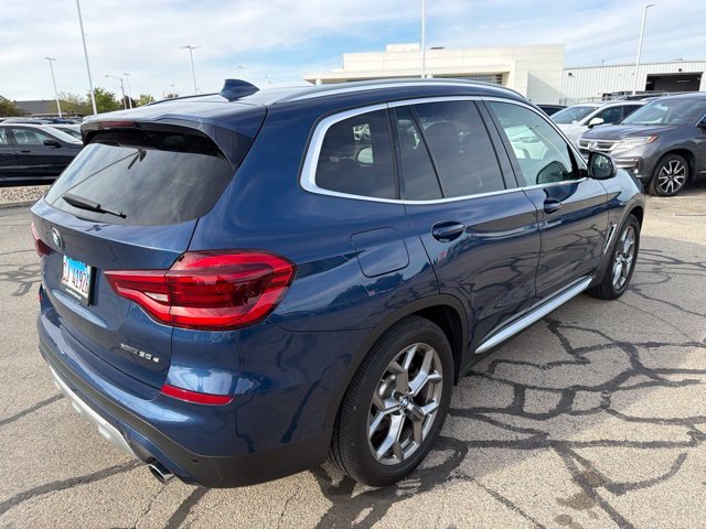 Used 2021 Blue Metallic BMW xDrive30e image 4