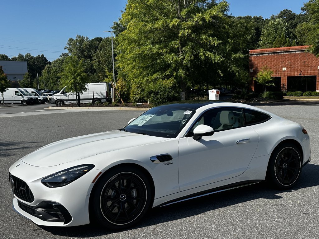 New 2026 MANUFAKTUR Moonlight White Metallic Mercedes-Benz AMG® GT 43 image 36