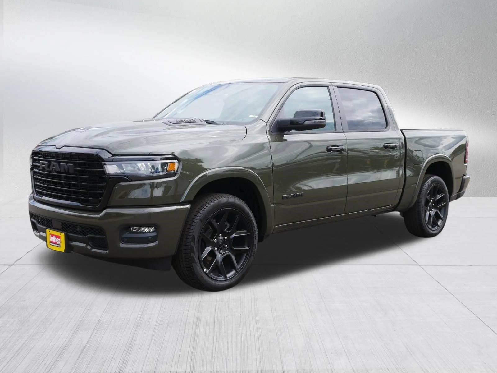 New 2026 Tank Exterior Paint RAM Laramie image 3
