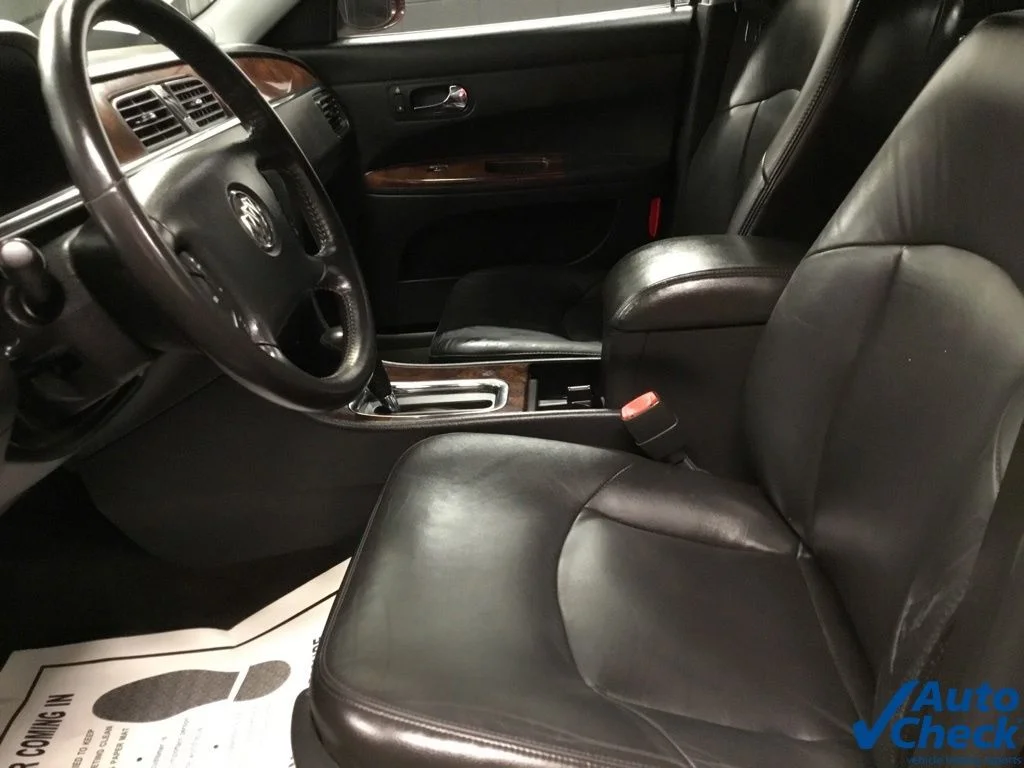 Used 2007 Red Buick CXL image 20