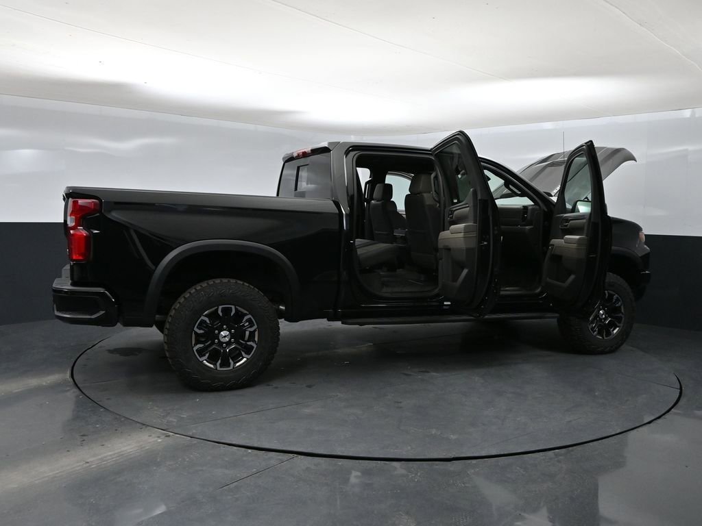 2026 Chevrolet Silverado 1500 ZR2 - Photo 36