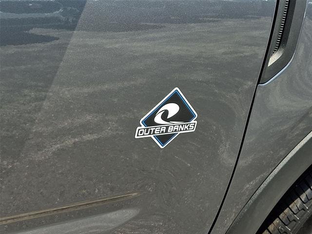 New 2026 Carbonized Gray Metallic Ford Outer Banks® image 40