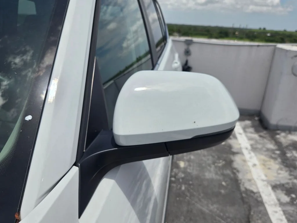 Used 2022 White Volkswagen 2.0T SE w/Technology image 9