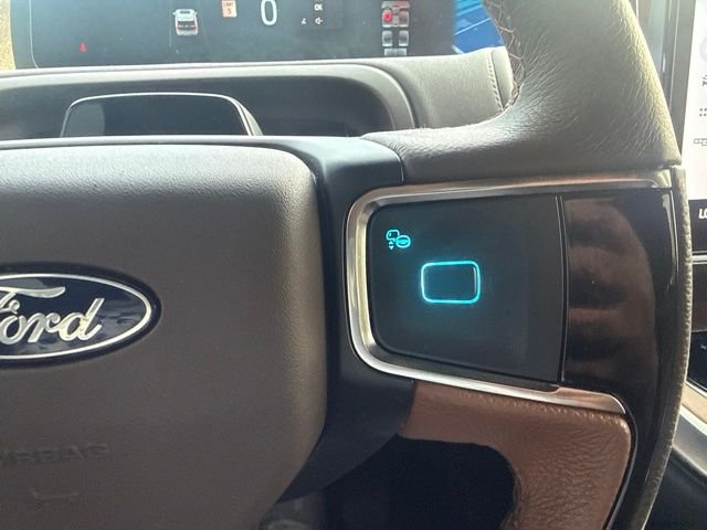 Used 2025 Oxford White Ford King Ranch image 15