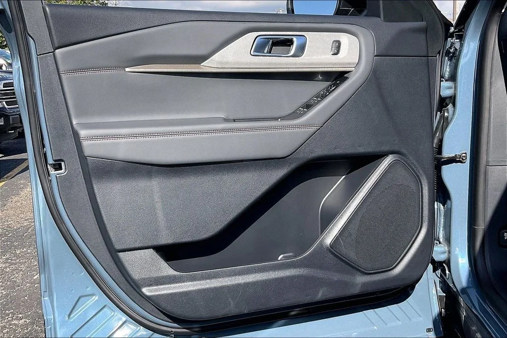 New 2026 Vapor Blue Metallic Ford Active image 22