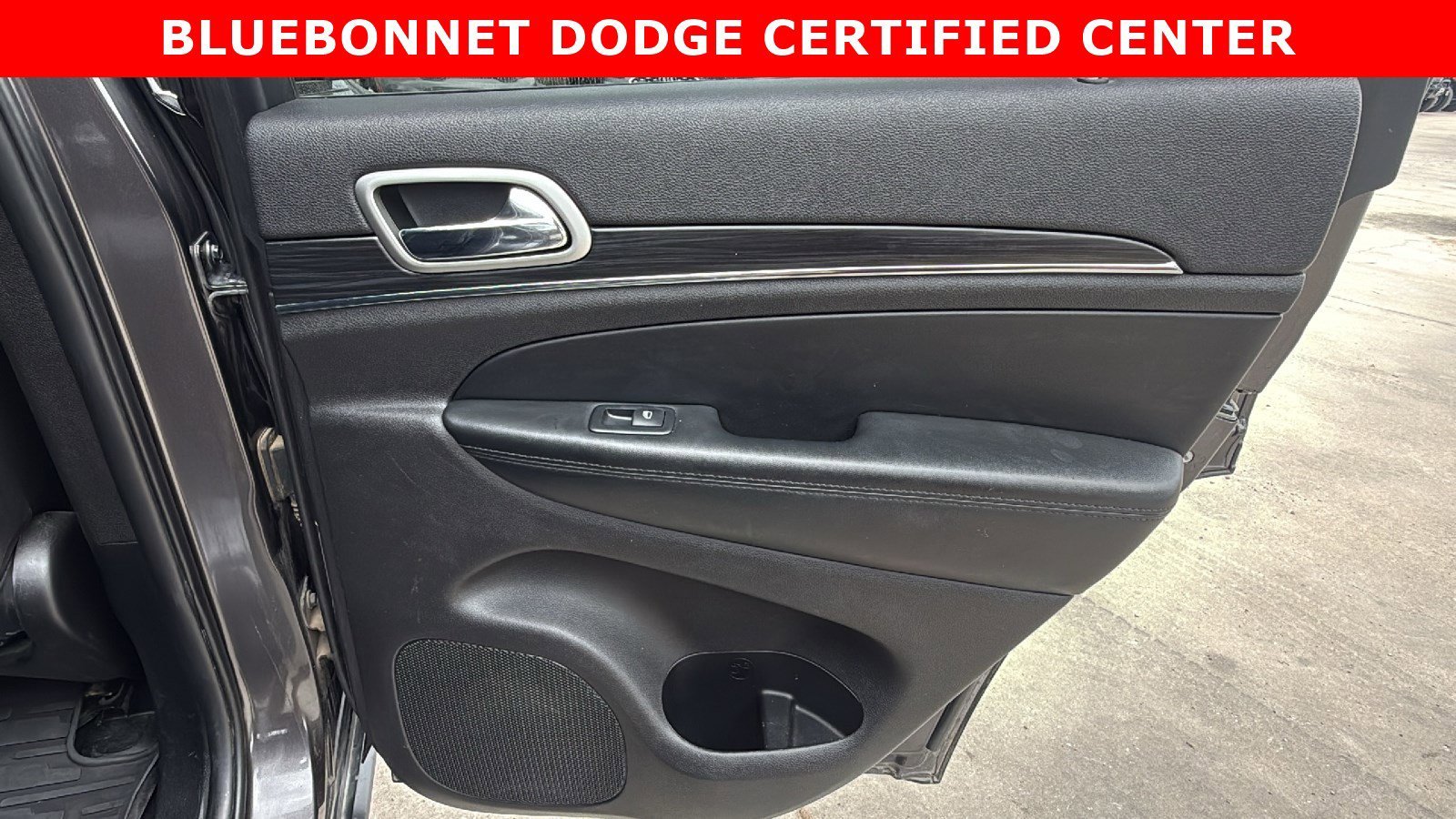 Used 2020 Granite Crystal Metallic Clearcoat Jeep Limited image 28