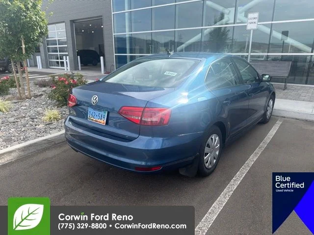Used 2015 Blue Metallic Volkswagen 2.0L S image 9