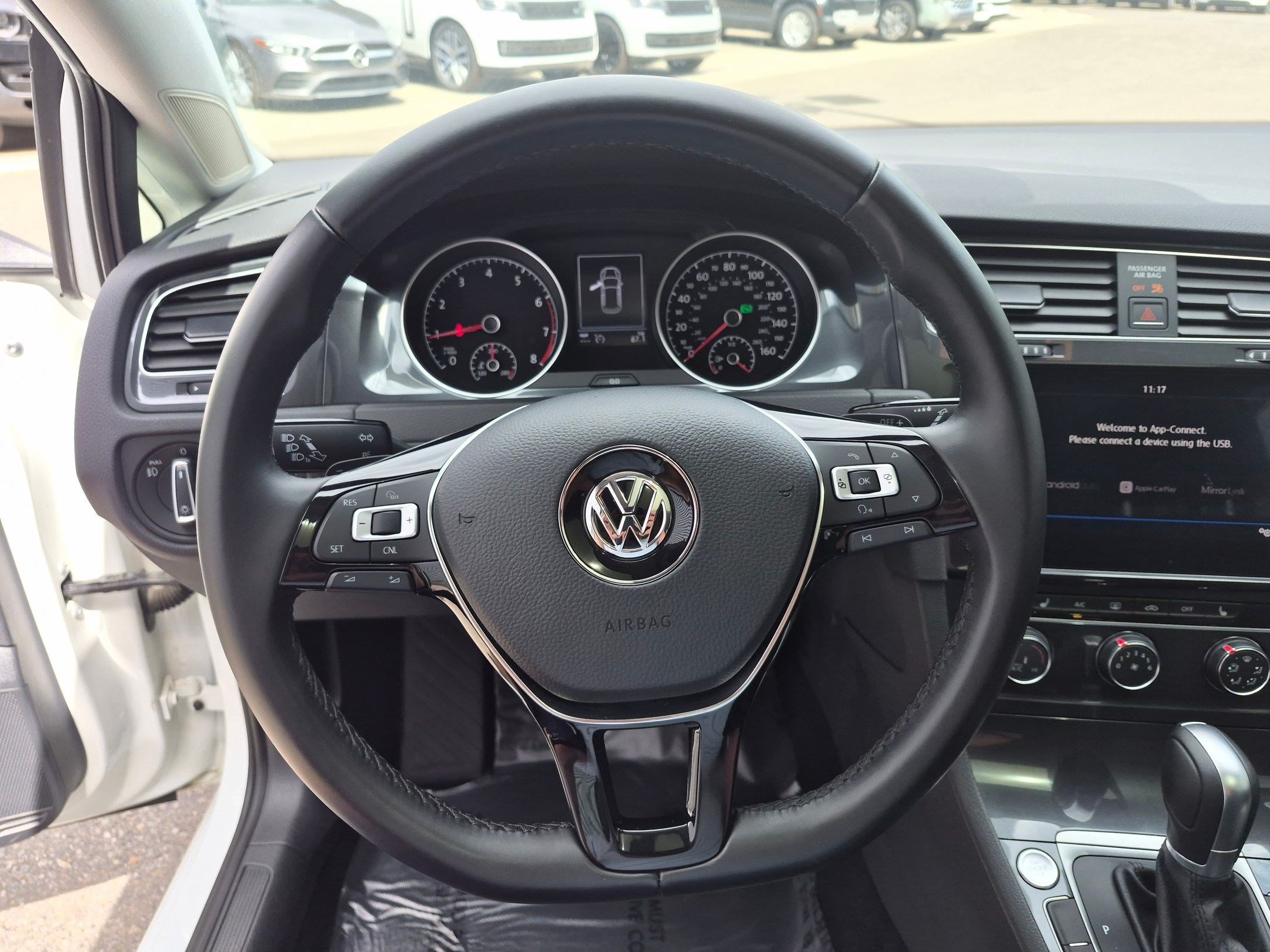 Used 2018 Pure White Volkswagen S image 15