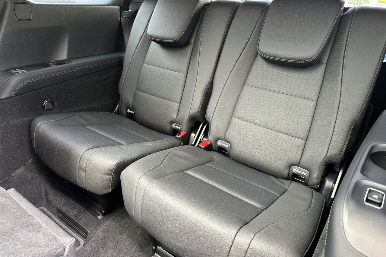New 2026 MANUFAKTUR Alpine Grey Mercedes-Benz GLS 450 4MATIC® SUV image 14