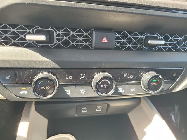 Used 2024  Honda EX image 25