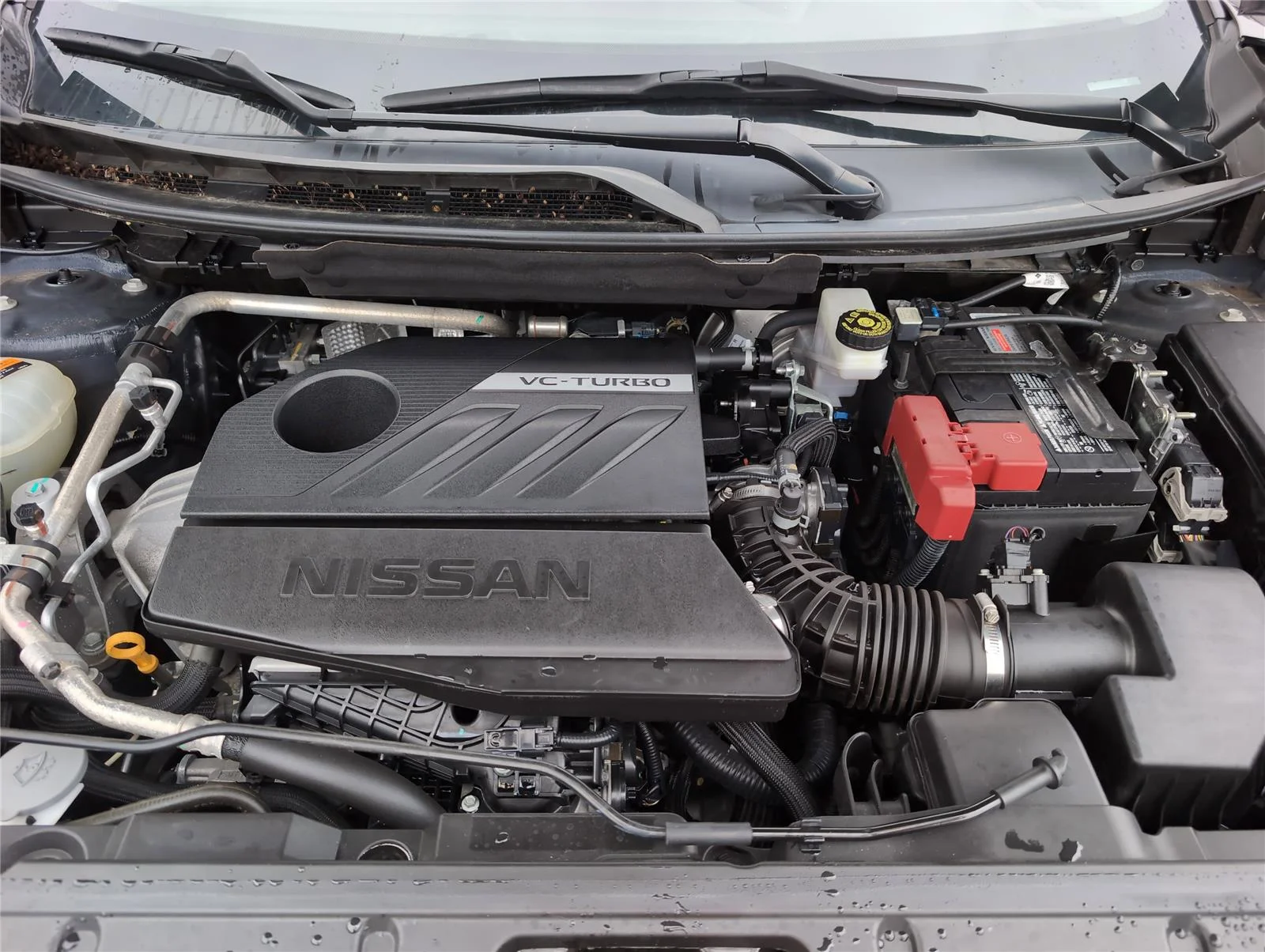 Used 2023 Super Black Nissan SV image 12