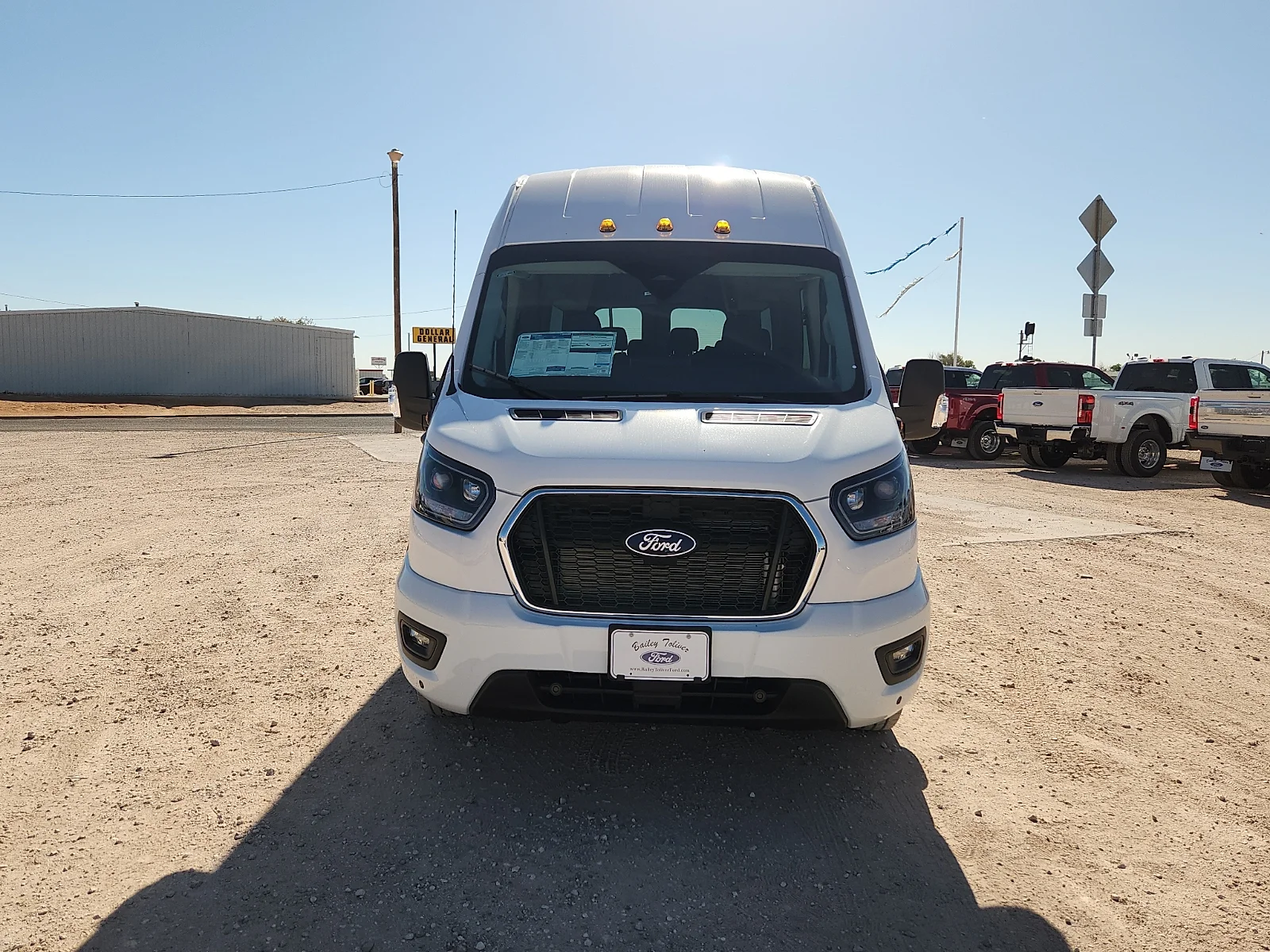 New 2026 Oxford White Ford XLT image 2