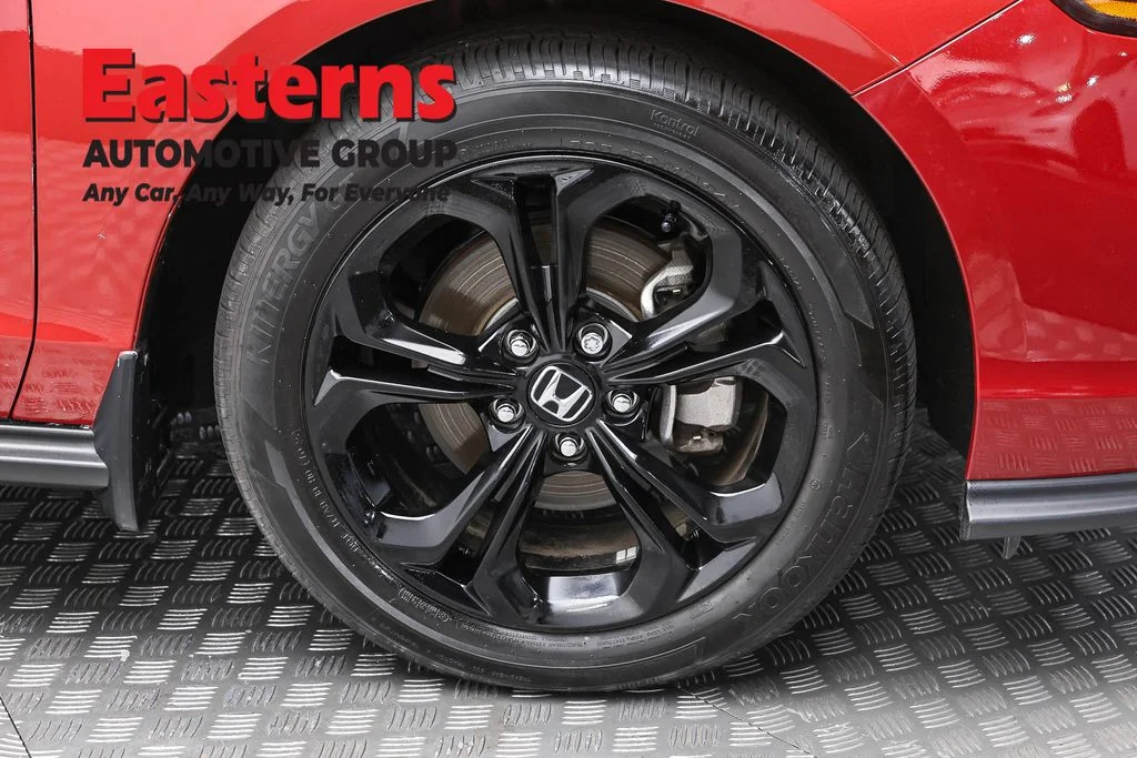 Used 2025 Red Honda SE image 30