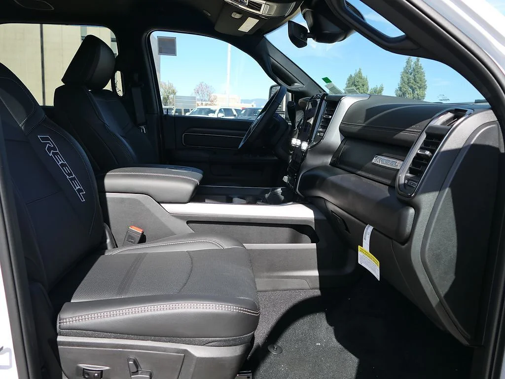 2026 RAM 2500 Rebel - Photo 24