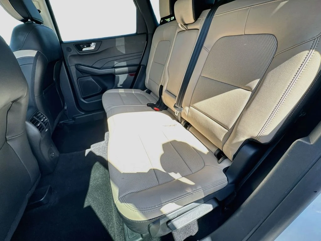 Used 2021 White Ford SEL image 30