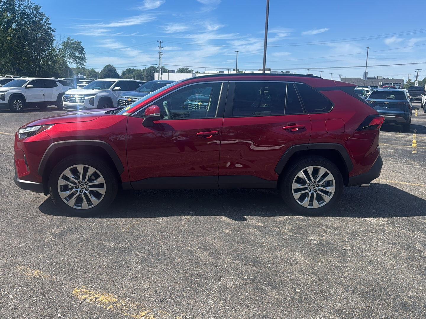 Used 2024 Ruby Flare Pearl Toyota XLE Premium image 4