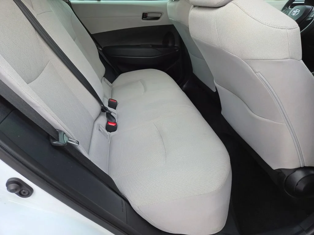 Used 2025 Pearl Toyota L image 18