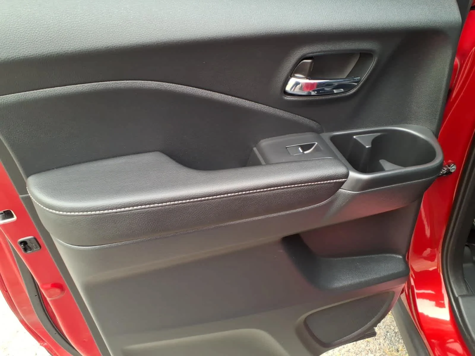 Certified Used 2025 Radiant Red Metallic II Honda RTL image 11