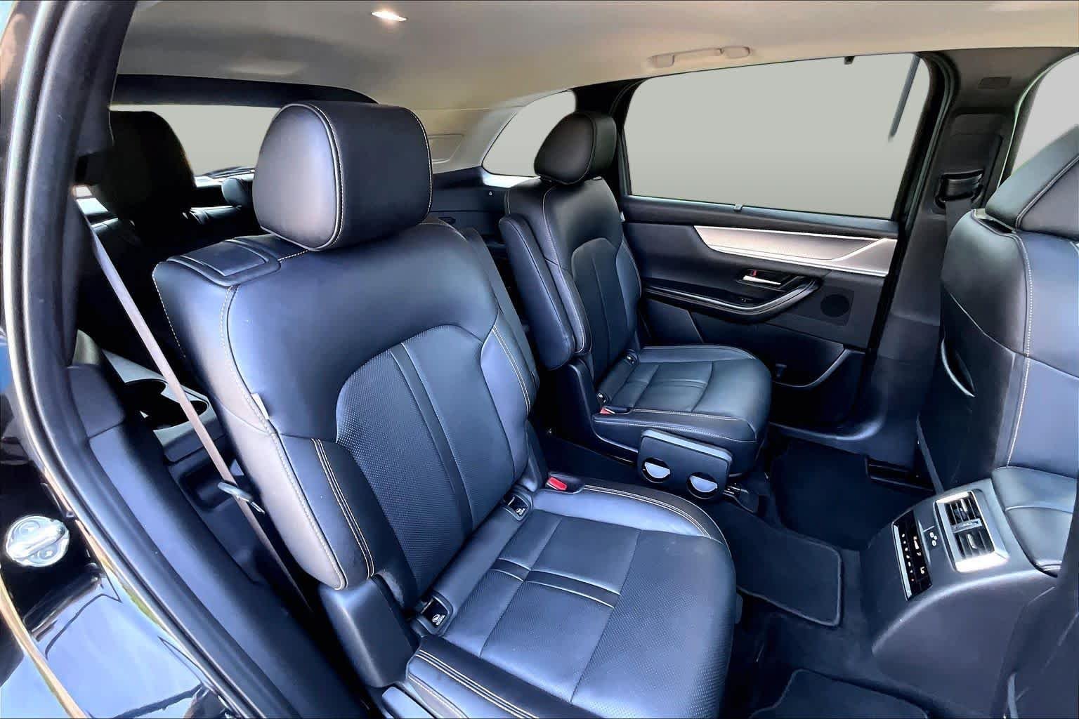 Used 2025 Jet Black Mica Mazda Preferred Package image 20