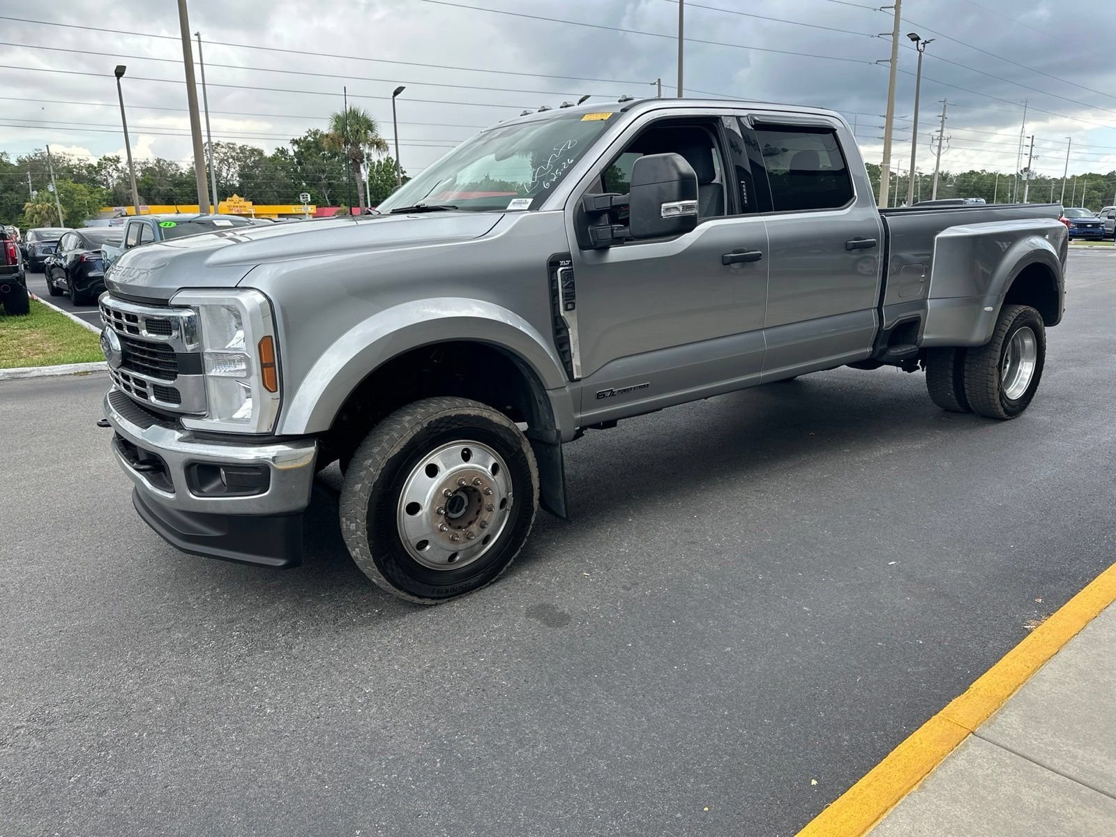 Used 2024 Silver Metallic Ford XLT image 8