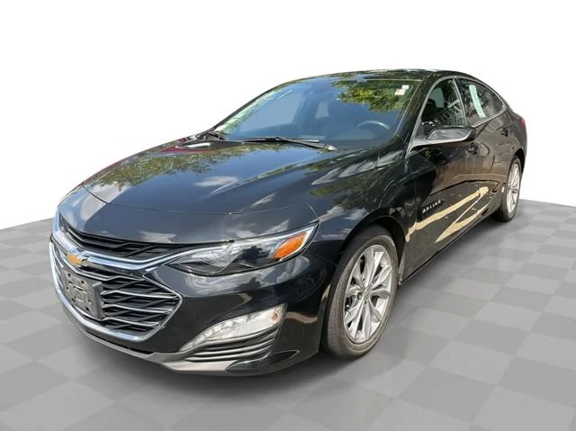 Used 2019 MOSAIC BLACK METALLIC Chevrolet LT image 1