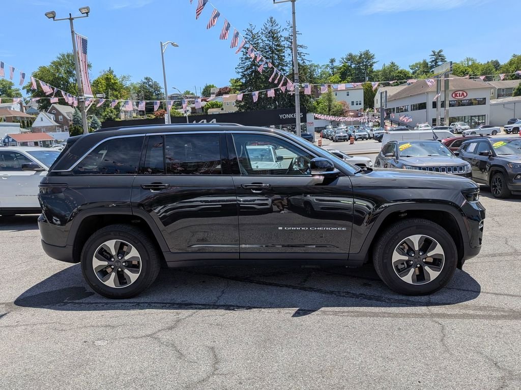 Used 2023 Brown Jeep 4xe image 5