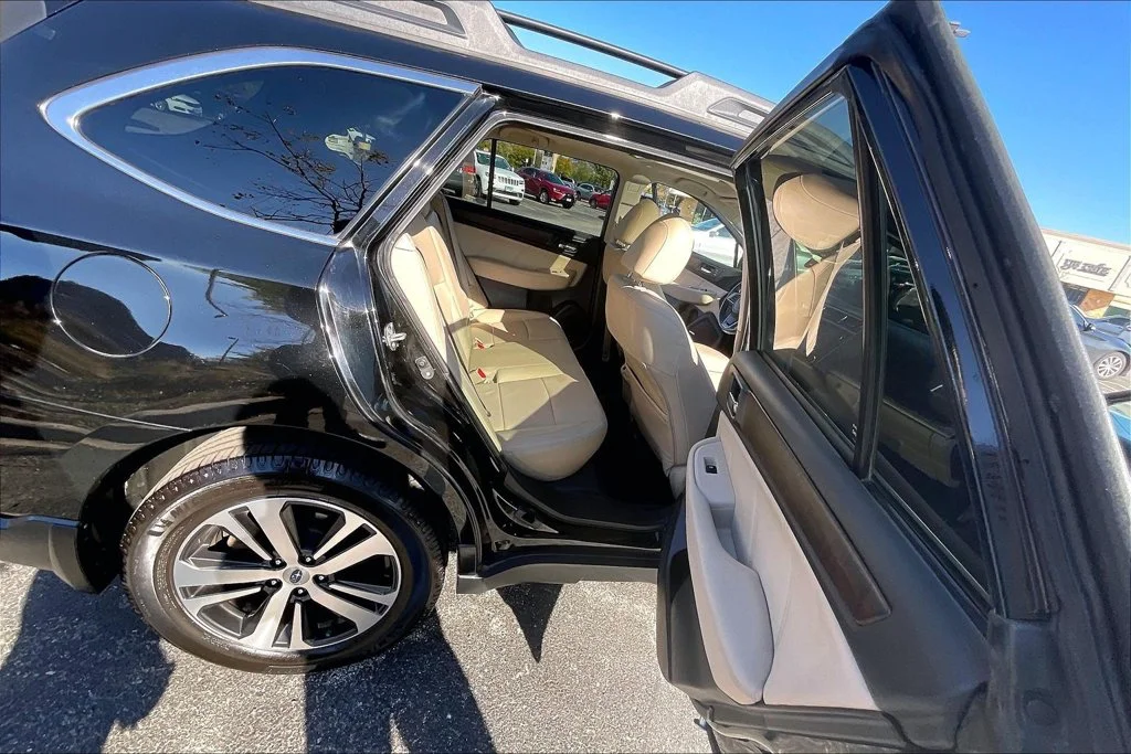 Used 2018 Black Subaru 3.6R image 32