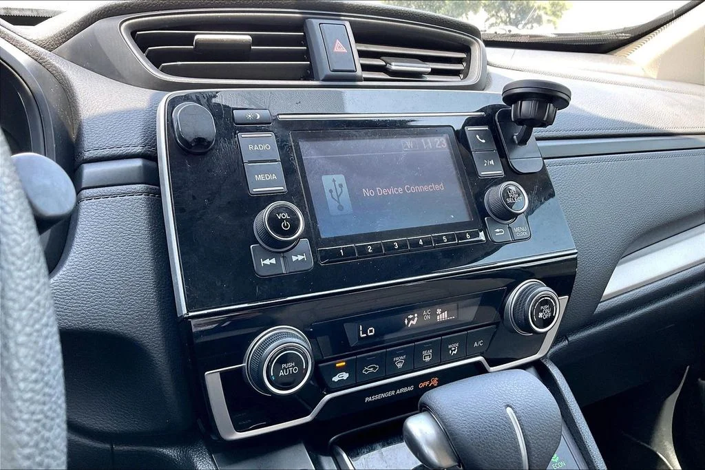 Used 2018  Honda LX image 24