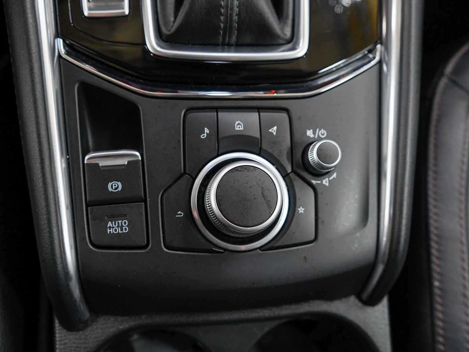 Used 2023 Machine Gray Metallic Mazda 2.5 S Premium Package image 23