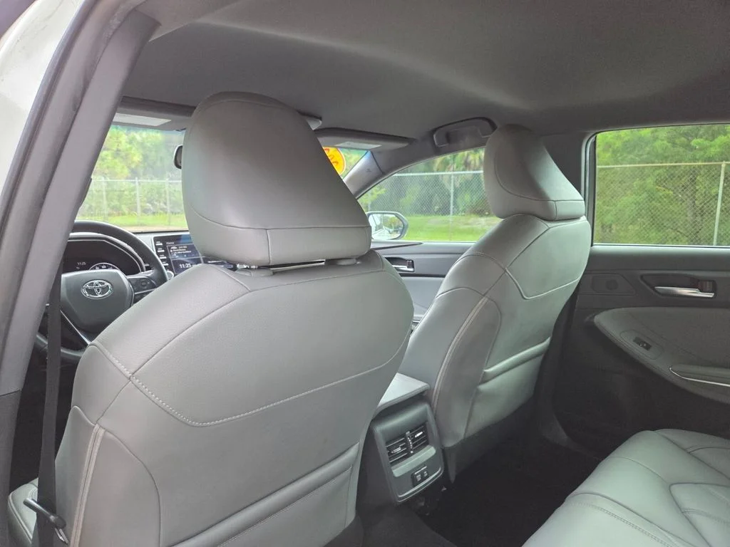 Used 2021 Beige Toyota XLE Plus image 22