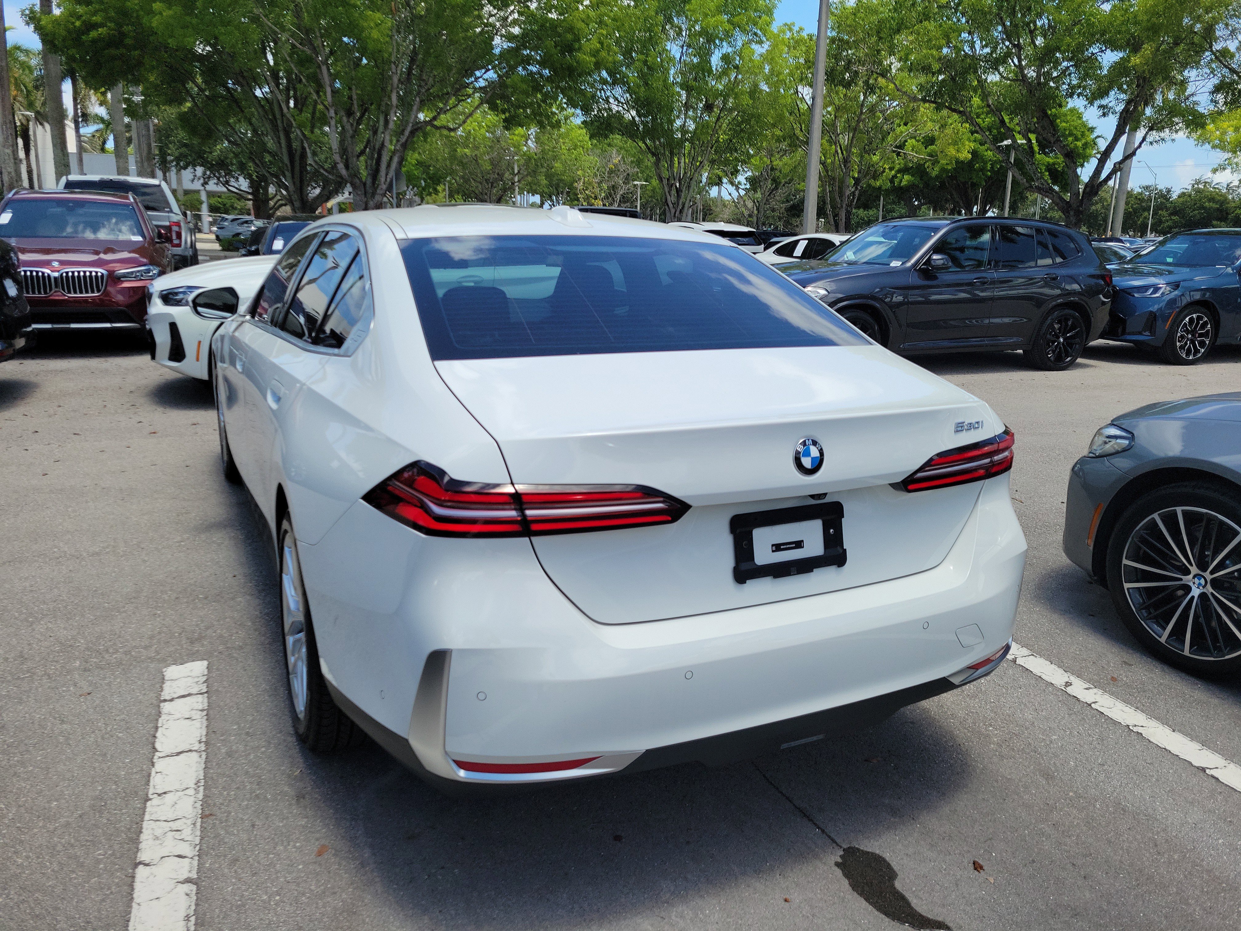 Used 2024 Mineral White Metallic BMW 530i image 12