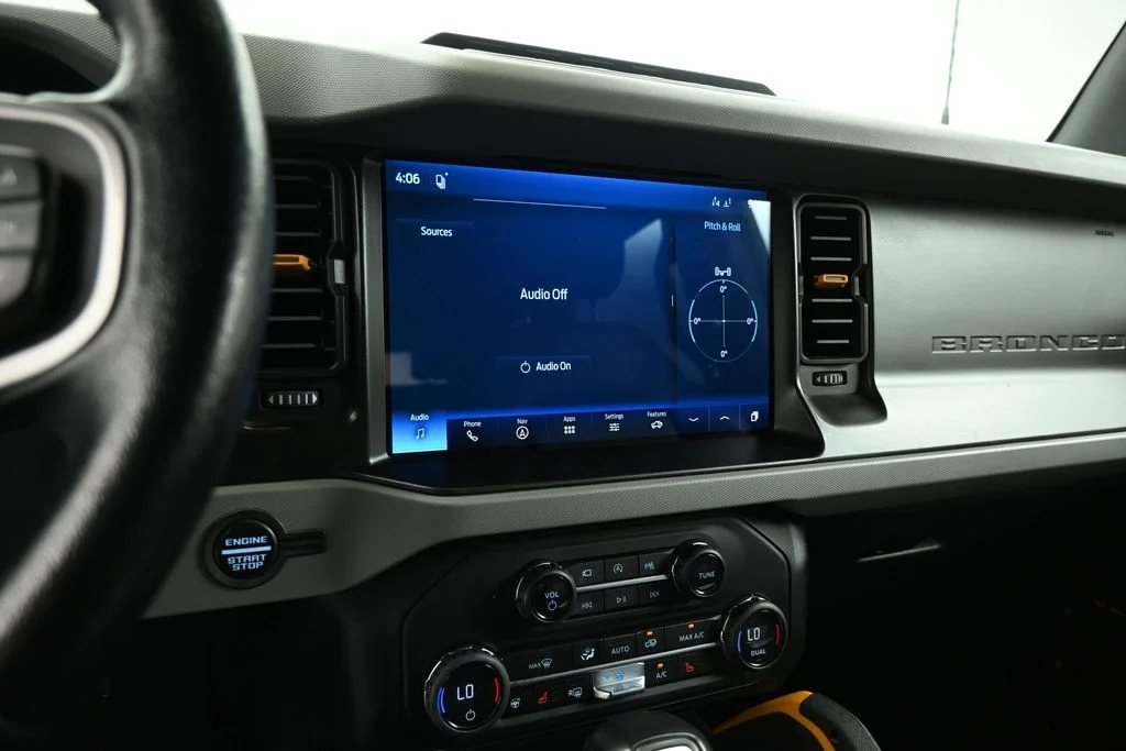 Used 2021 Blue Ford Badlands image 12