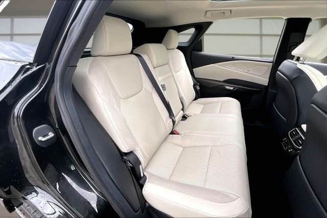 Used 2023 Black Lexus 350 Luxury image 27