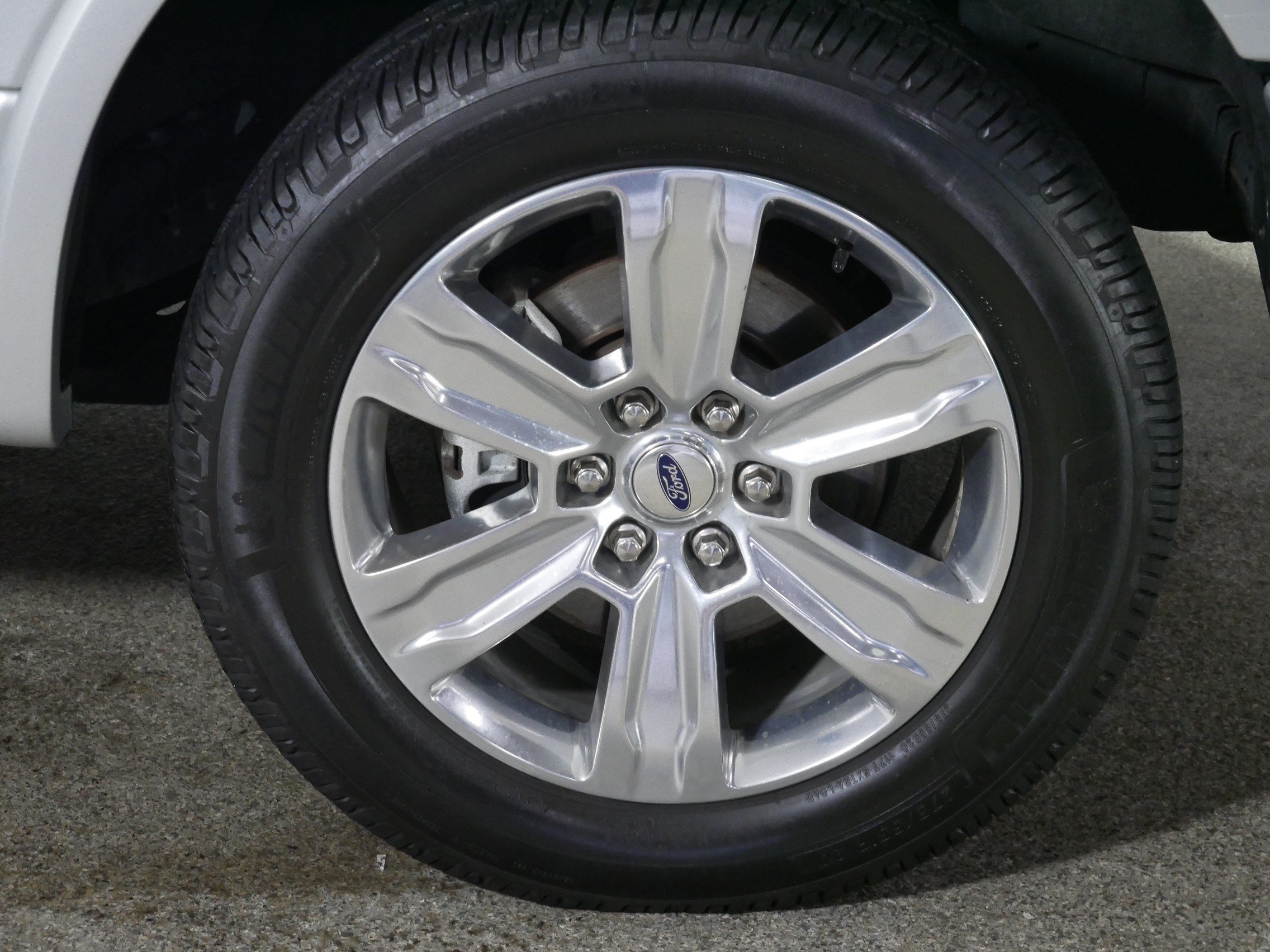 Used 2019 Ingot Silver Metallic Ford Platinum image 15