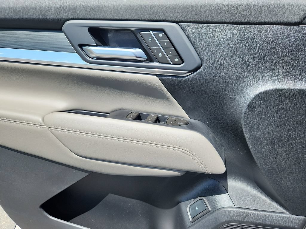 New 2026 Riverstone Metallic GMC Elevation image 7
