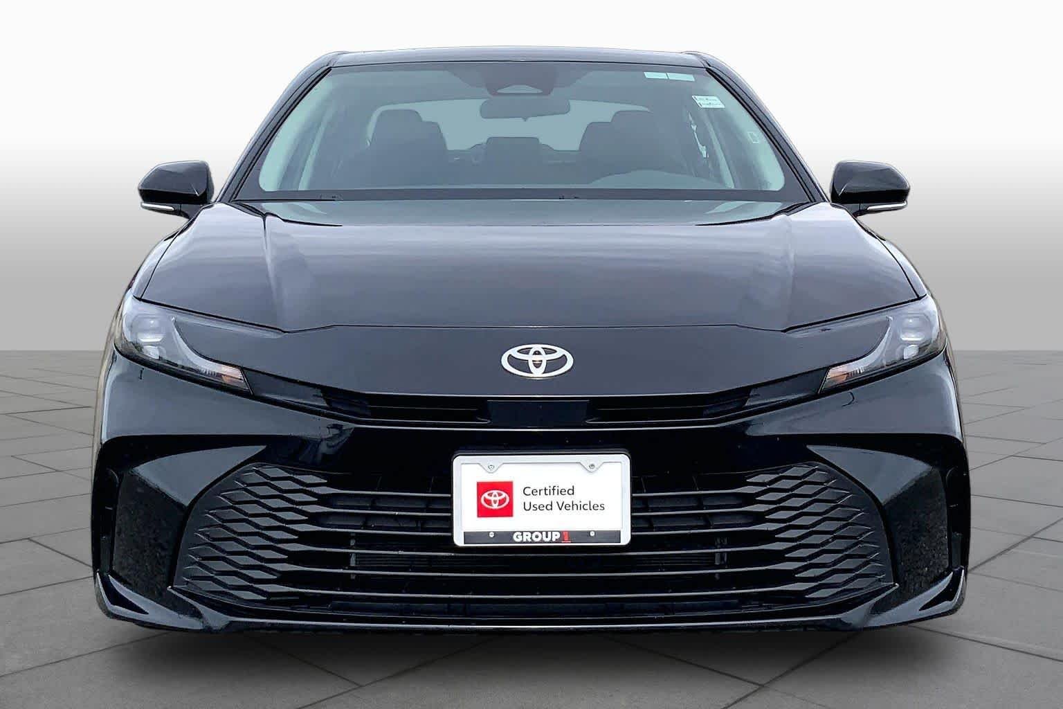 Used 2026 Midnight Black Metallic Toyota LE image 4