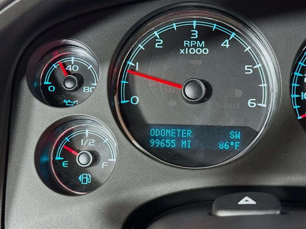 Used 2013 Black GMC Denali image 13