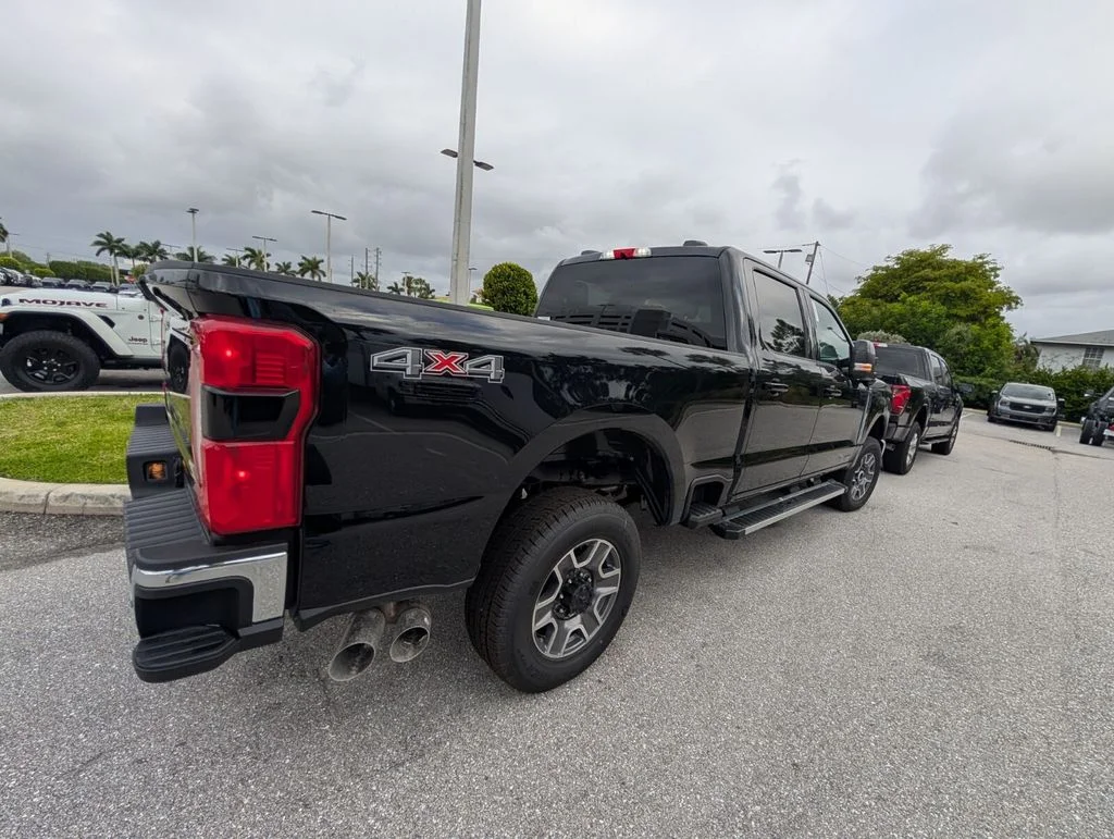 New 2026 Agate Black Metallic Ford F-350® Lariat® image 14