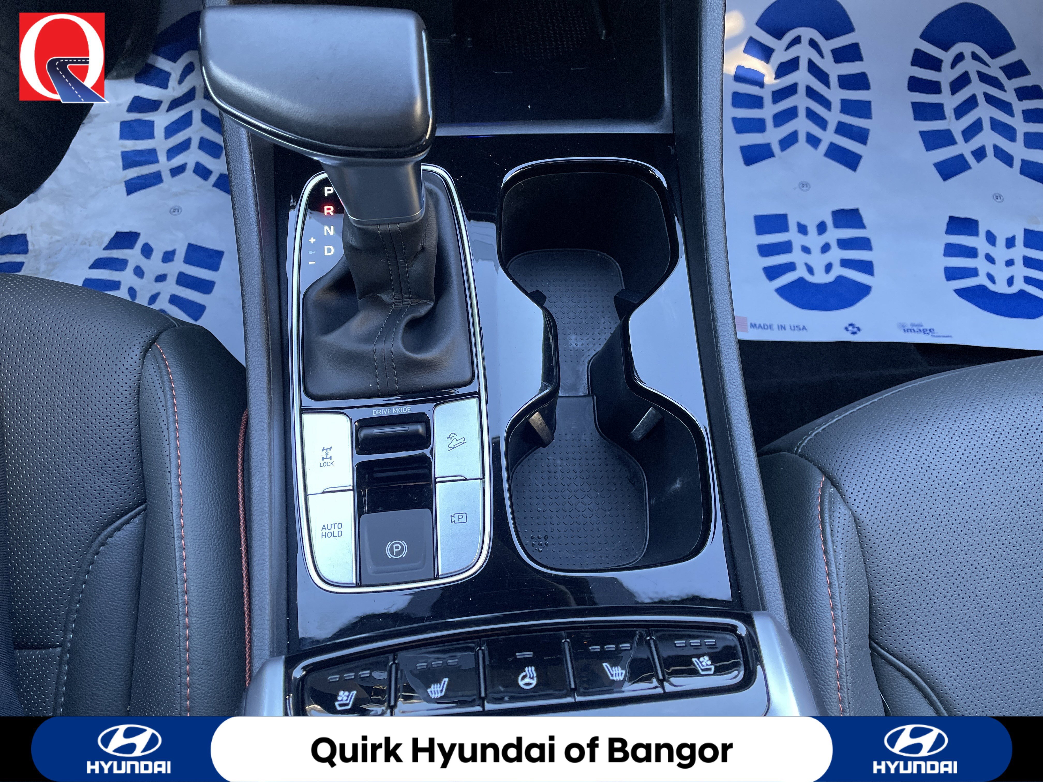 Used 2024 Phantom Black Hyundai Limited image 17