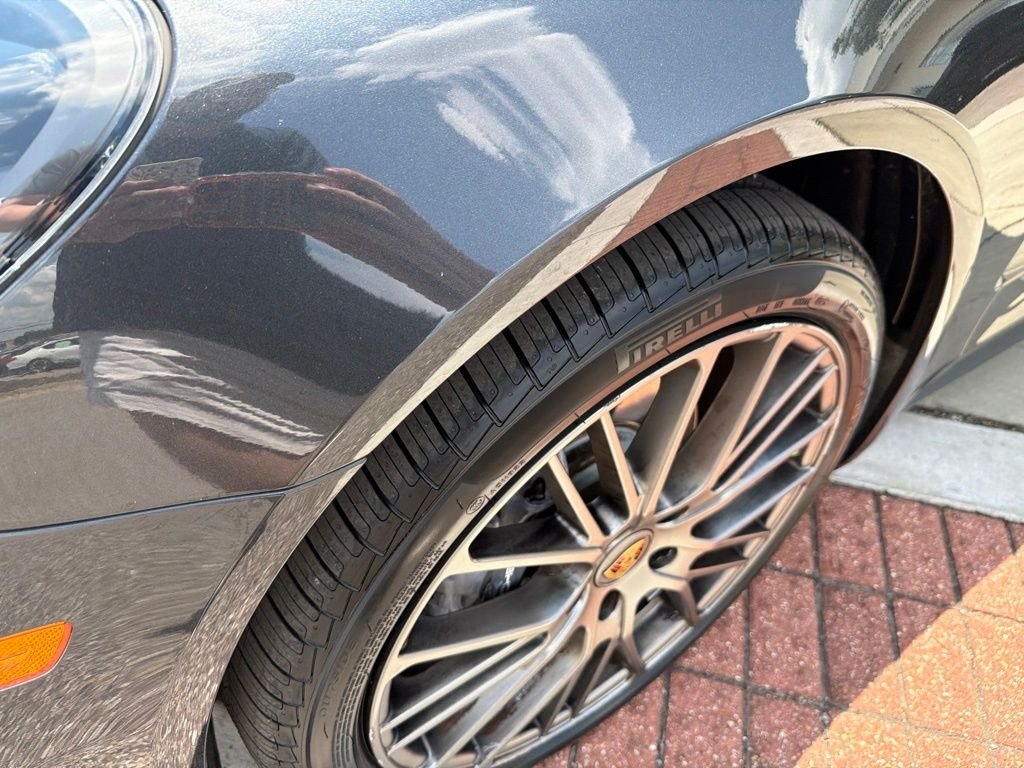 Used 2023  Porsche 4 Platinum Edition image 10
