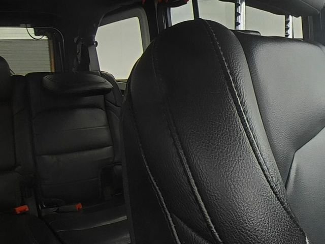 Used 2021 Gray Jeep Unlimited Sahara Altitude image 33
