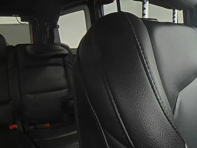 Used 2021 Gray Jeep Unlimited Sahara Altitude image 33