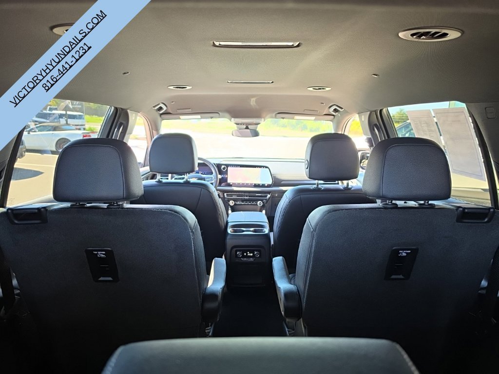 Used 2025 Gray Chevrolet LT image 38