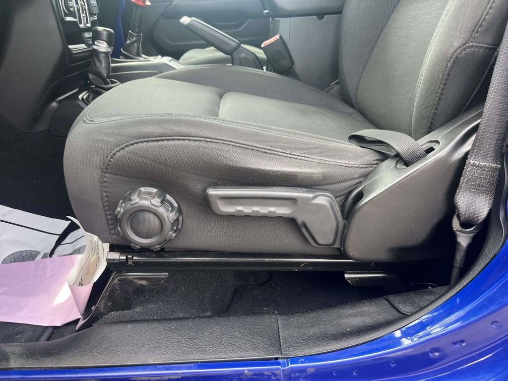 Used 2019 Blue Jeep Unlimited Sahara image 16