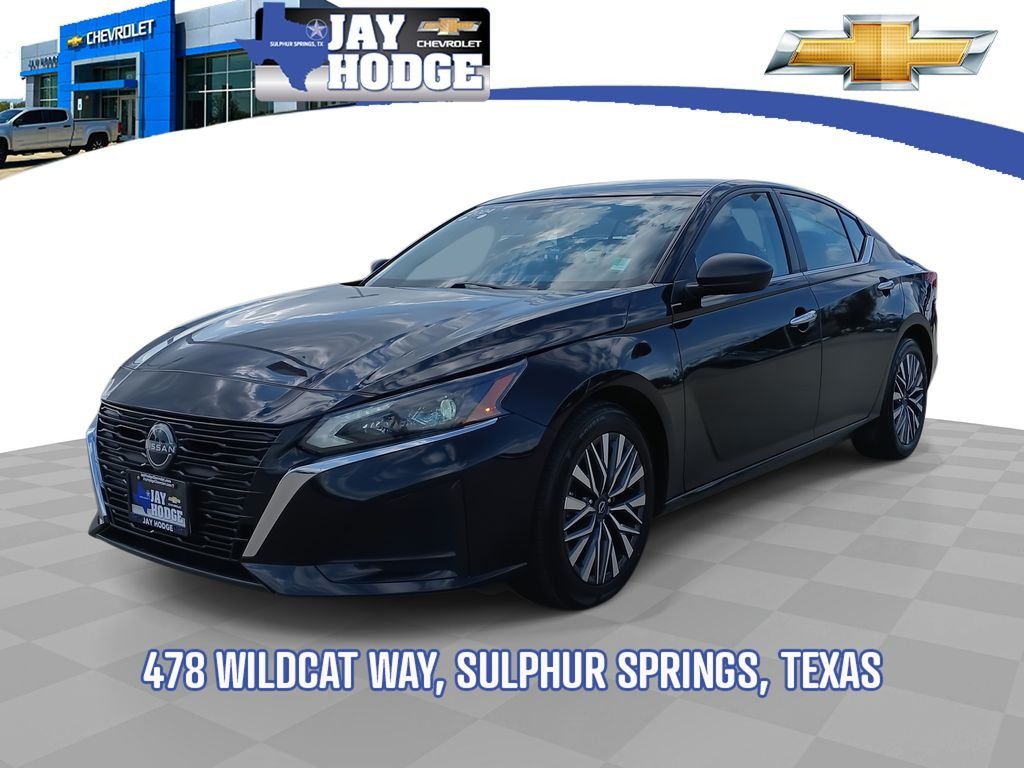 2024 Nissan Altima SV