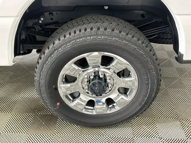 New 2026 White Ford King Ranch image 23