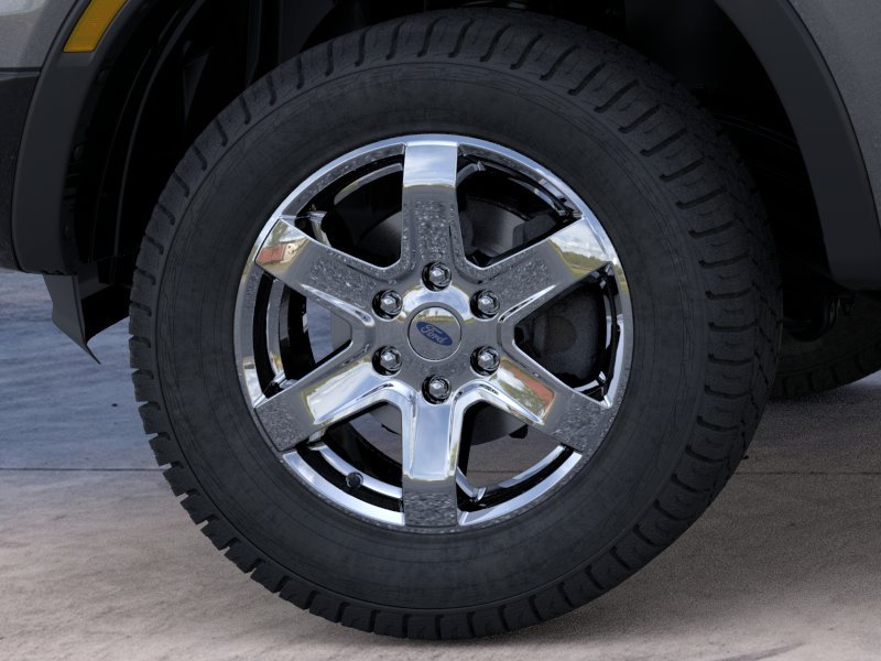 New 2026 Carbonized Gray Metallic Ford XLT image 19