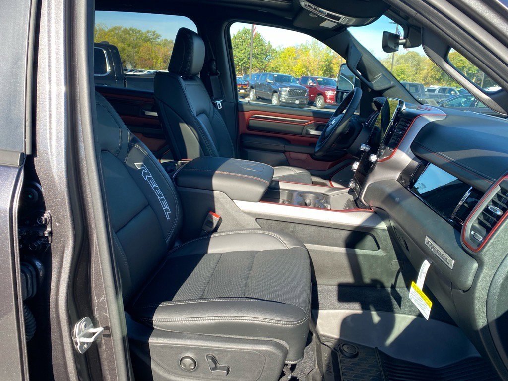 2026 RAM 1500 Rebel - Photo 16