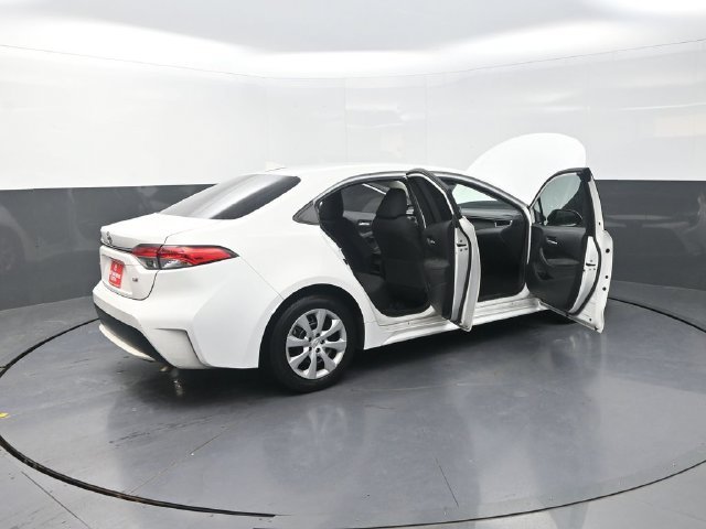 Used 2021 White Toyota LE image 45